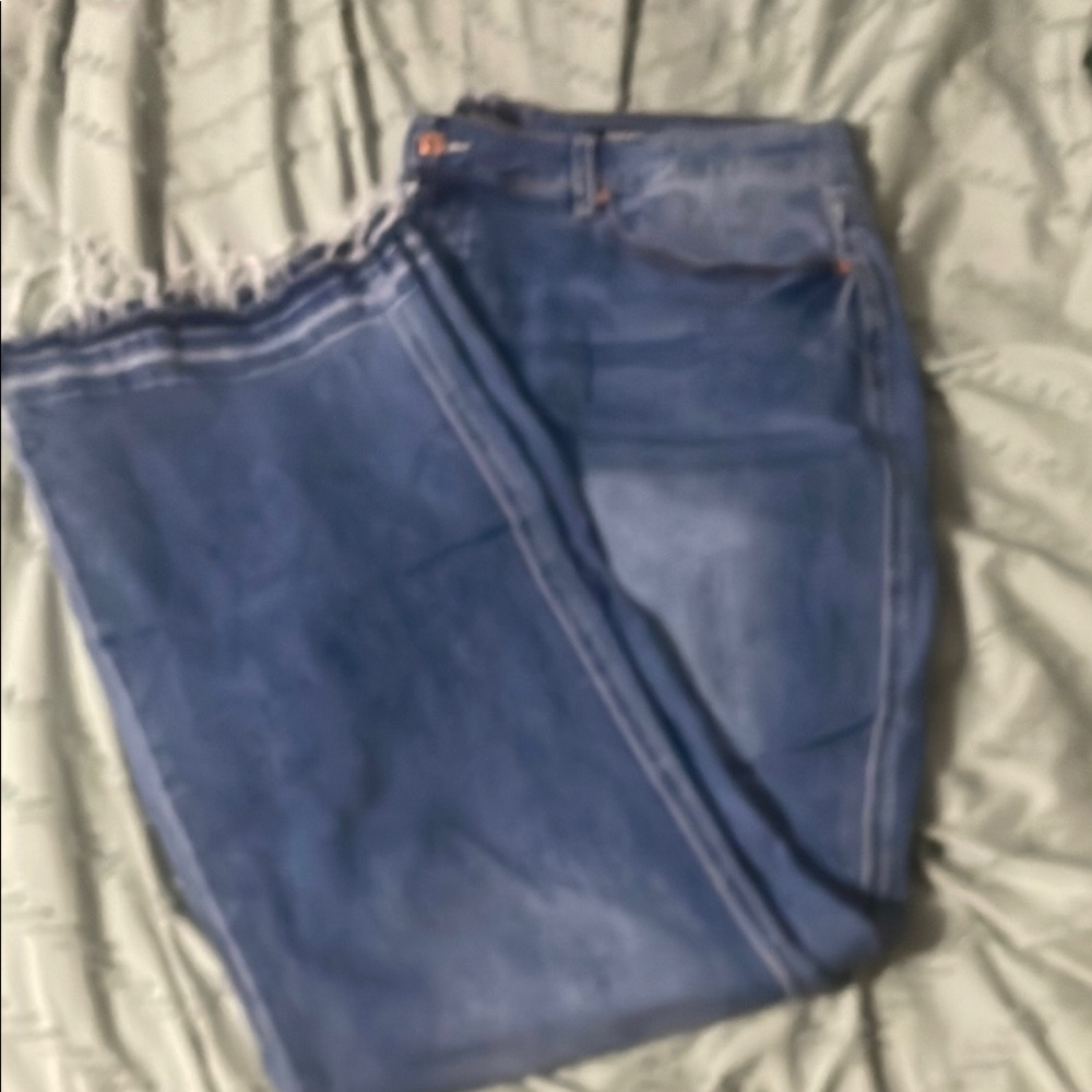 Judy Blue Straight Blue Jeans with Classic Denim Texture